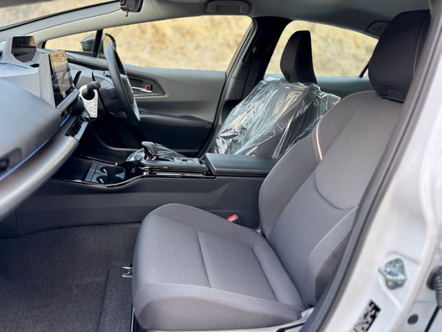 TOYOTA PRIUS PHV 2025 Image 31