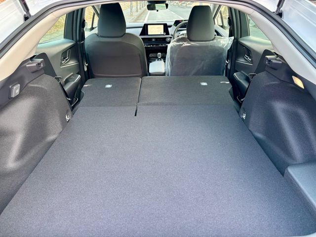 TOYOTA PRIUS PHV 2025 Image 31