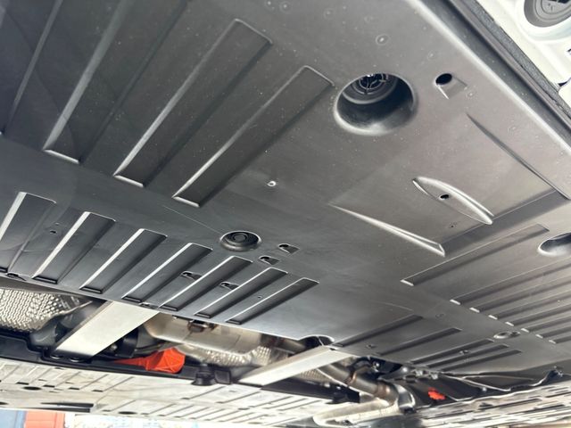 TOYOTA PRIUS PHV 2025 Image 31