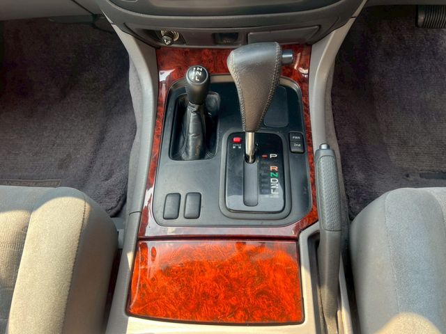 TOYOTA LANDCRUISER VAN 1998 Image 31