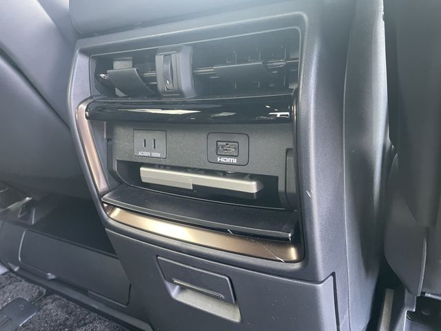 TOYOTA ALPHARD 2025 Image 31