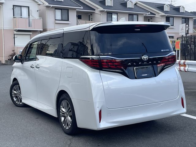 TOYOTA ALPHARD 2025 Image 31