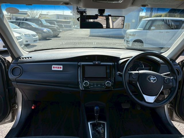 TOYOTA COROLLA AXIO HYBRID 2013 Image 31