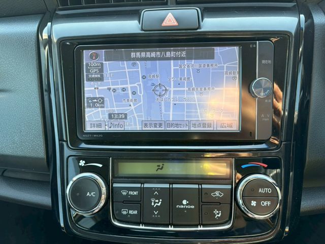 TOYOTA COROLLA AXIO HYBRID 2013 Image 31