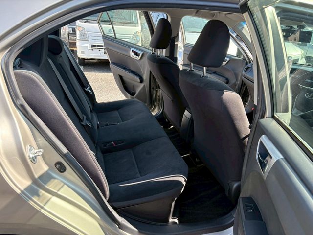 TOYOTA COROLLA AXIO HYBRID 2013 Image 31