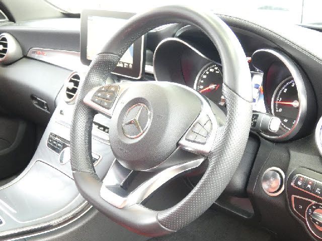 MERCEDES BENZ C CLAS 2017 Image 31