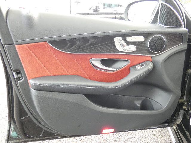 MERCEDES BENZ C CLAS 2017 Image 31