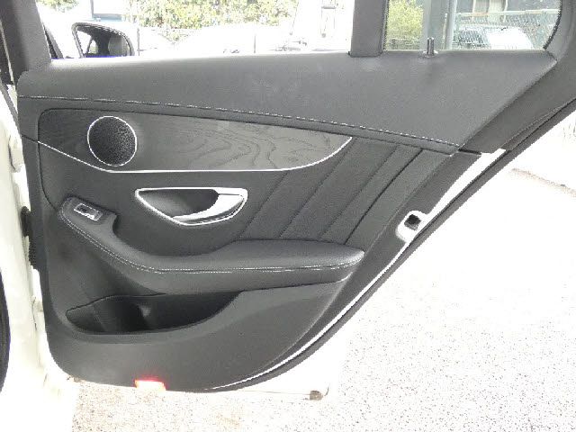 MERCEDES BENZ C CLAS 2017 Image 31