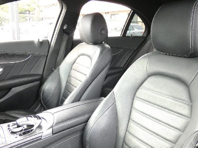 MERCEDES BENZ C CLAS 2017 Image 31