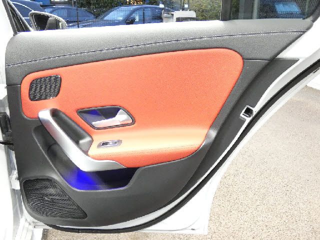 MERCEDES BENZ MERCEDES AMG ACLASS 2020 Image 31