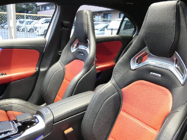 MERCEDES BENZ MERCEDES AMG ACLASS 2020 Image 31