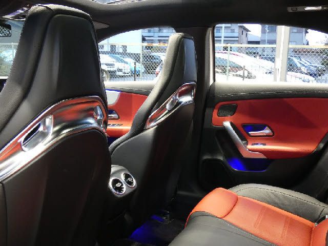 MERCEDES BENZ MERCEDES AMG ACLASS 2020 Image 31