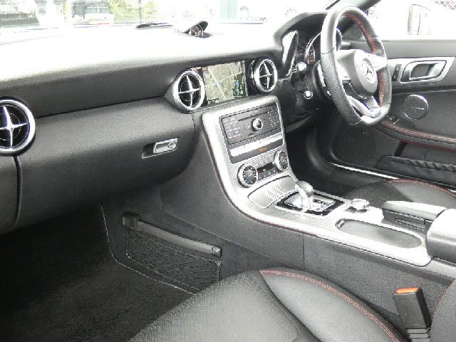 MERCEDES BENZ SLC CL 2017 Image 31