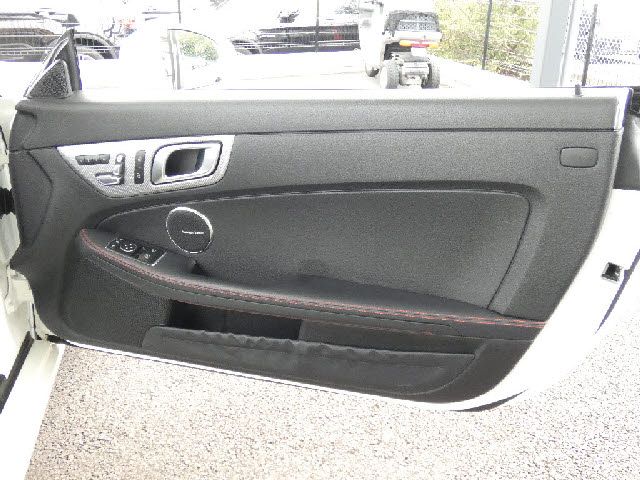 MERCEDES BENZ SLC CL 2017 Image 31