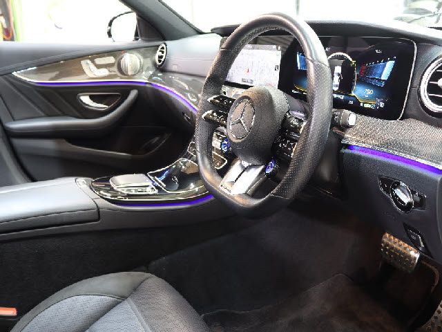 MERCEDES BENZ MERCEDES AMG E CLASS 2022 Image 31
