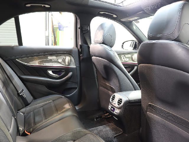 MERCEDES BENZ MERCEDES AMG E CLASS 2022 Image 31