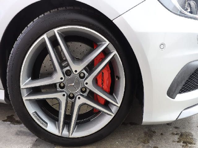 MERCEDES BENZ MERCEDES AMG A CLASS 2014 Image 31