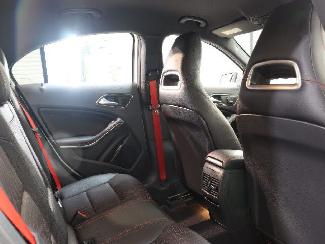 MERCEDES BENZ MERCEDES AMG A CLASS 2014 Image 31