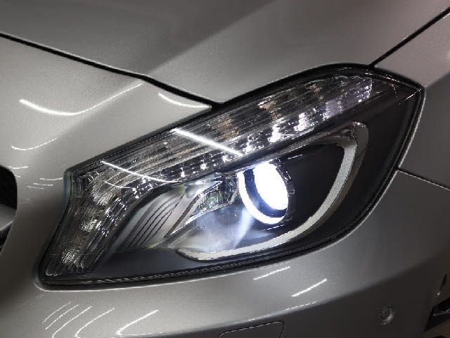 MERCEDES BENZ MERCEDES AMG A CLASS 2014 Image 31