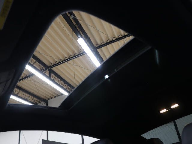 MERCEDES BENZ E CLAS 2021 Image 31