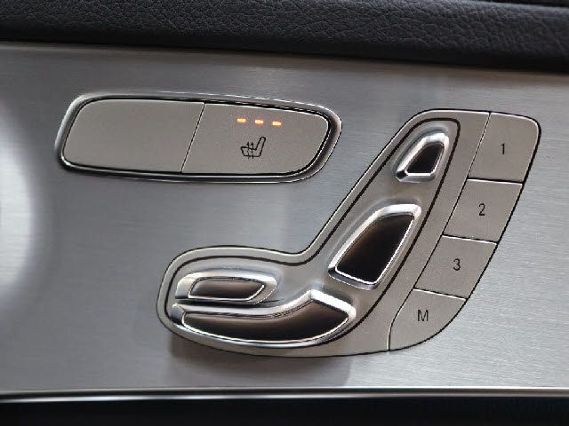 MERCEDES BENZ GLC CL 2016 Image 31