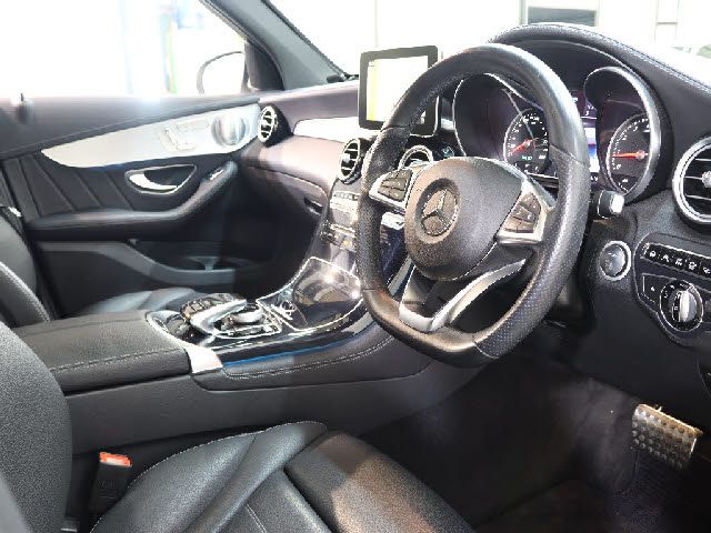 MERCEDES BENZ GLC CL 2016 Image 31