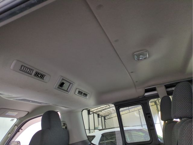 NISSAN NV350 CARAVAN WAGON 2016 Image 31