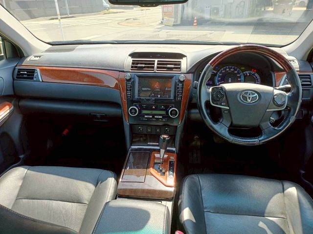 TOYOTA CAMRY HYBRID 2012 Image 31