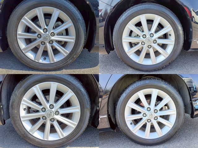 TOYOTA CAMRY HYBRID 2012 Image 31