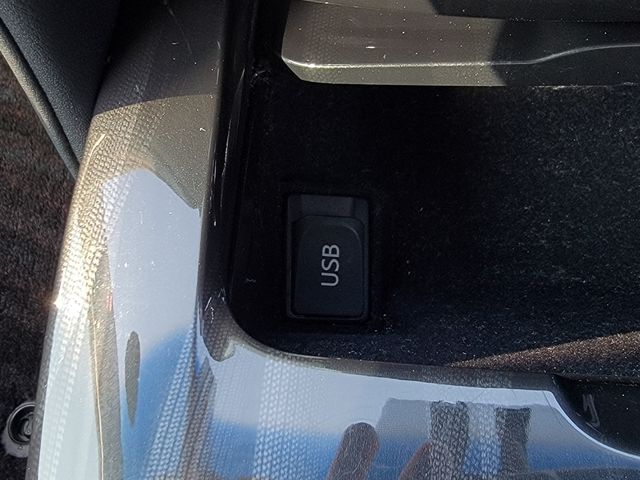 TOYOTA CROWN SEDAN 2013 Image 31