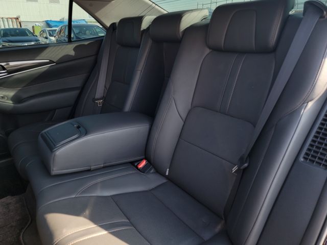 TOYOTA CROWN SEDAN 2013 Image 31