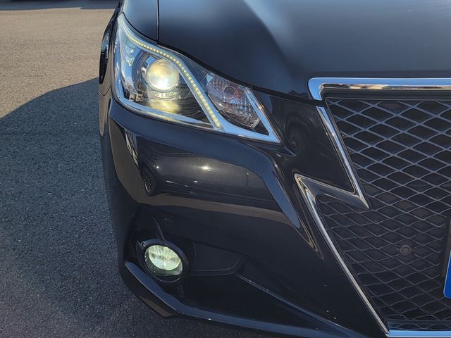 TOYOTA CROWN SEDAN 2013 Image 31