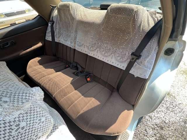 NISSAN LAUREL 1992 Image 31