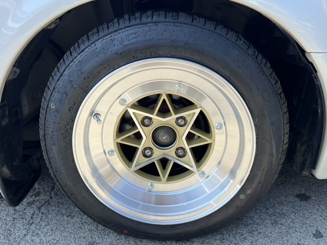 NISSAN LAUREL 1992 Image 31