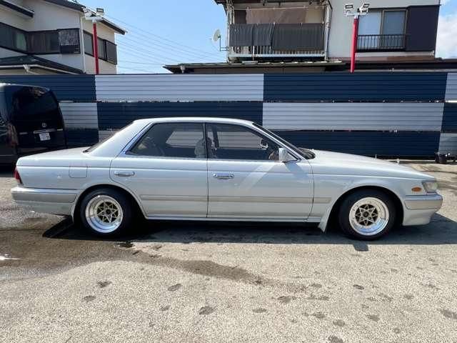 NISSAN LAUREL 1992 Image 31