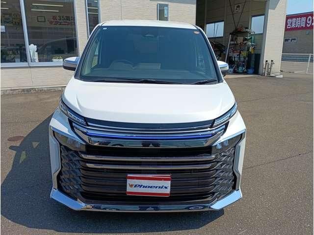 TOYOTA VOXY HYBRID 4WD 2022 Image 31