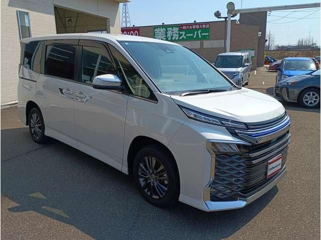 TOYOTA VOXY HYBRID 4WD 2022 Image 31