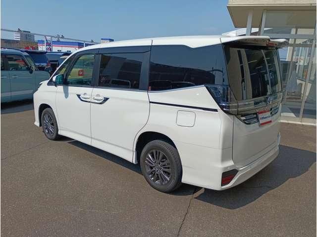 TOYOTA VOXY HYBRID 4WD 2022 Image 31