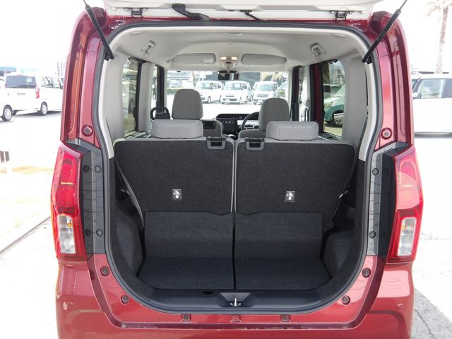 DAIHATSU TANTO 2022 Image 31