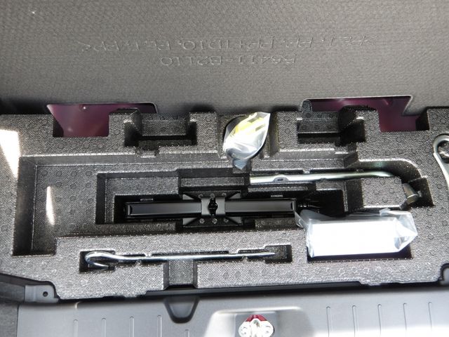 DAIHATSU TANTO 2022 Image 31