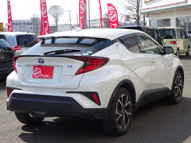 TOYOTA C-HR 2019 Image 31