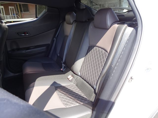 TOYOTA C-HR 2019 Image 31