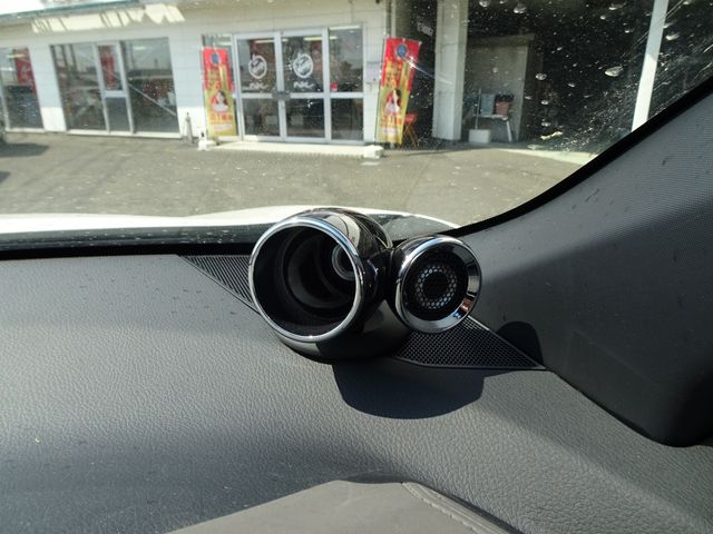 TOYOTA C-HR 2019 Image 31