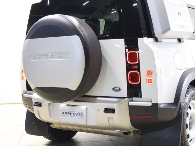 ROVER DEFENDER 2022 Image 31