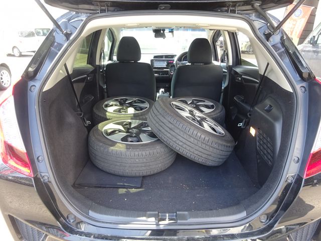 HONDA FIT HYBRID 2016 Image 31