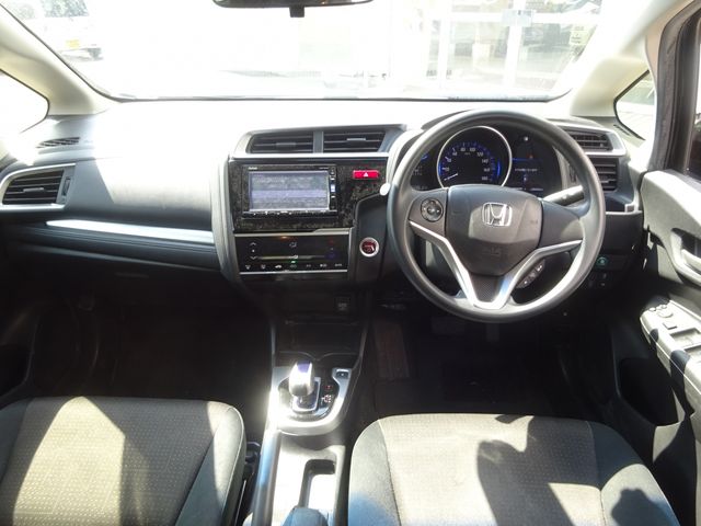 HONDA FIT HYBRID 2016 Image 31