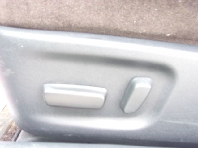 TOYOTA CROWN SEDAN HYBRID 2015 Image 31