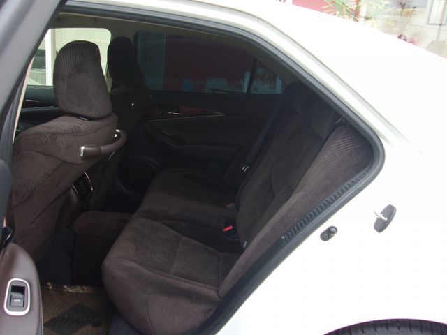 TOYOTA CROWN SEDAN HYBRID 2015 Image 31