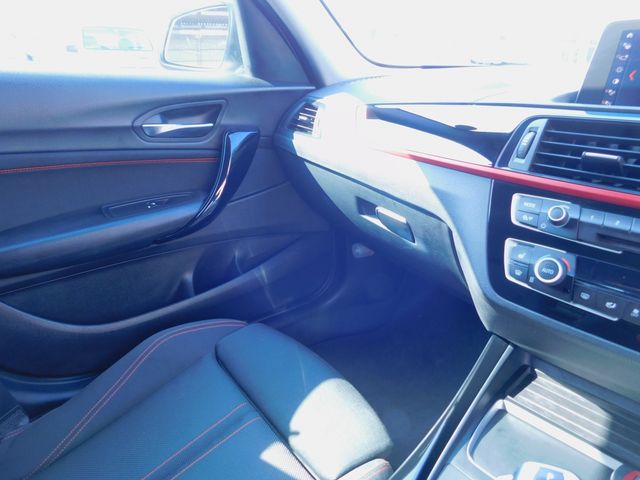 BMW 1SERIES 2018 Image 31