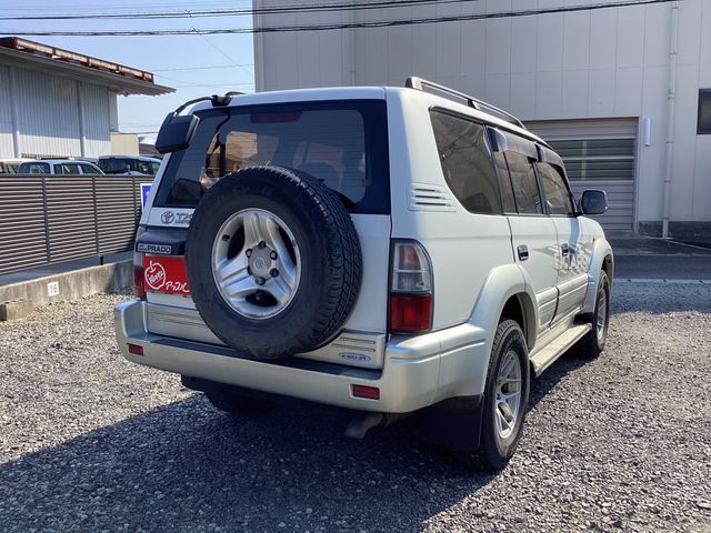 TOYOTA LANDCRUISER PRADO 2001 Image 31